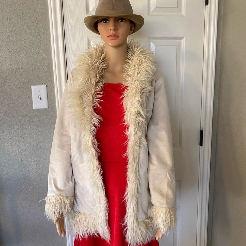 Stoosh Cream Teddy Jacket with Faux Fur Trim